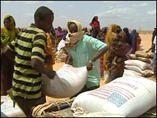 UN World Food Programme aid distribution at El Barde