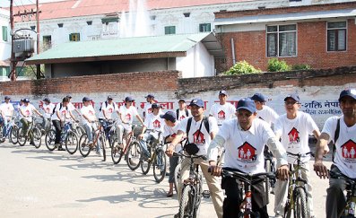 Disarm DV bicycle rally, Nepal