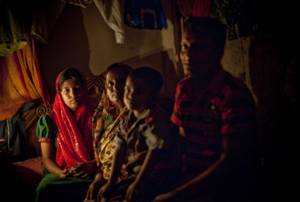 Bangladeshi garment girl and her family