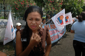 Ftima Hernndez at a protest in front of the Supreme Court.  / Credit:Oscar Snchez/IPS  