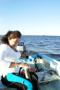 San Felipe Mayor Adlemi Marrufo at work, on her boat.  / Credit:Adriana Vargas Len /IPS  