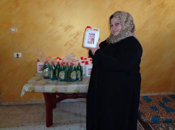 Islam Iliwa lost her home and cleaning products business in Gaza following an Israeli bombardment. She is one of many single, divorced mothers struggling to survive under the siege. Credit: Mel Frykberg/IPS